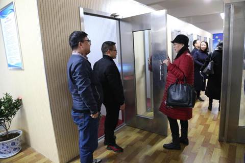 说明: http://www.aku.edu.cn/_mediafile/web/2018/12/05/6c8ghfddd1.jpg